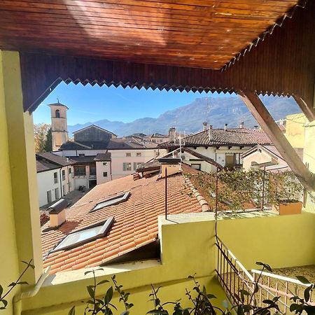 Appartamento Sui Tetti Del Centro Storico Роверето Екстер'єр фото